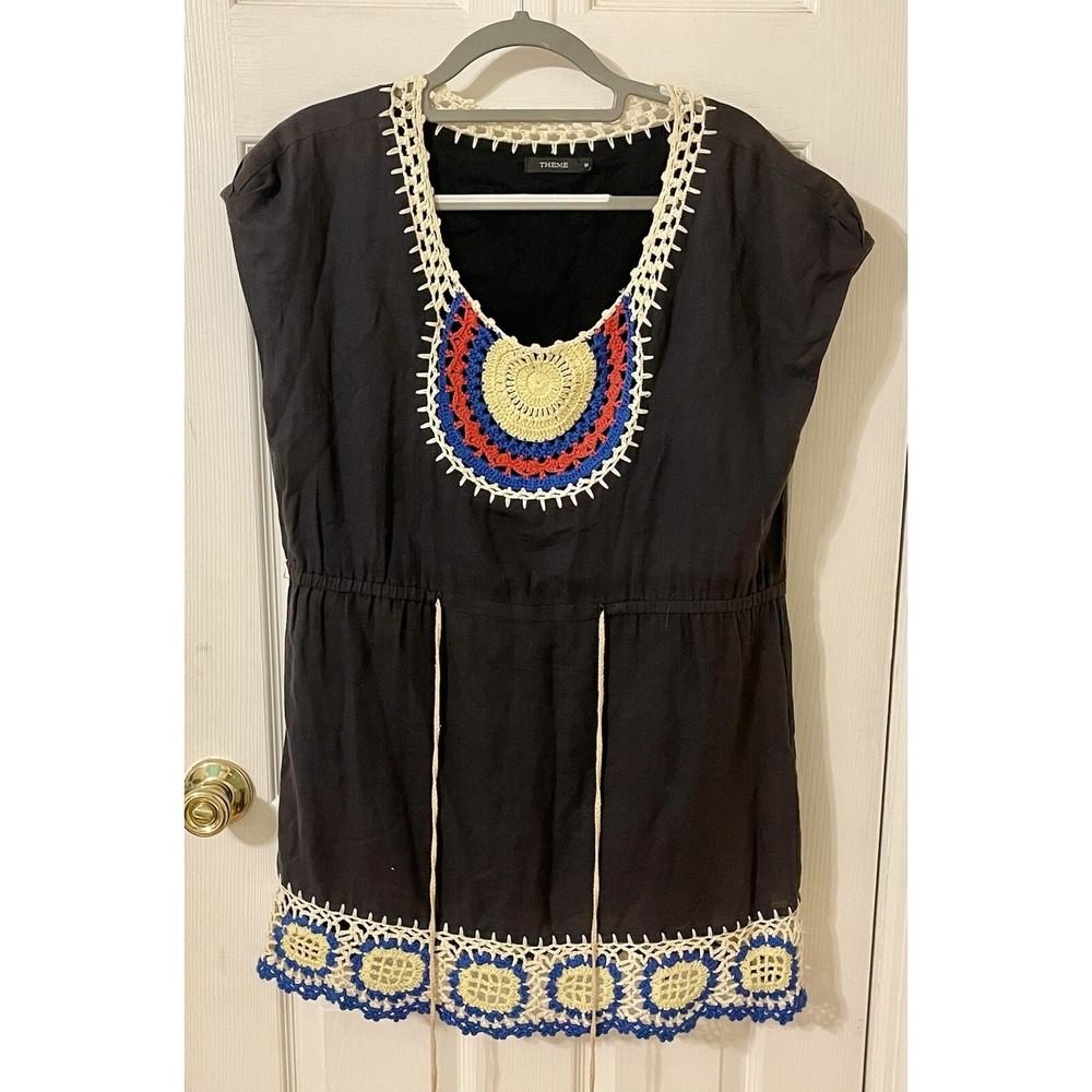 Medium sleeveless top blue with crochet accent- Theme